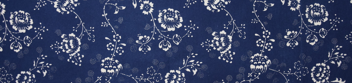 ON-LINE brožúra s tematikou modrotlače „FASHION IN BLUE, BLUEPRINT IN DESIGN“